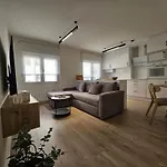 1a102 Moderno Y Amplio By R2r Consulting * Gijón